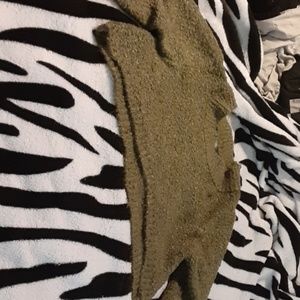 Wild fable cropped sweater